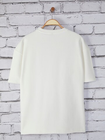 T-Shirt Trendyol en blanc
