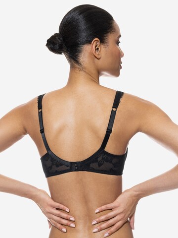 Mey T-shirt Bra 'Amazing' in Black