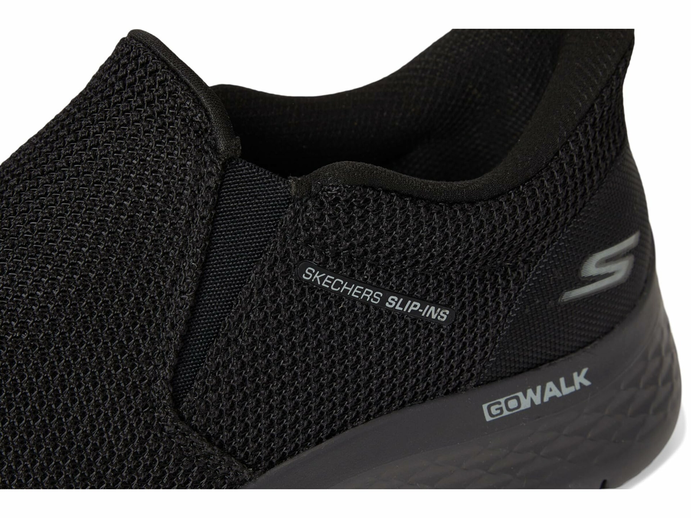 SKECHERS Slip-on in Black