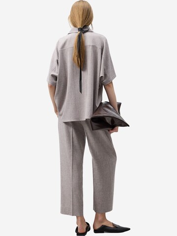 Adolfo Dominguez Regular Hose in Beige