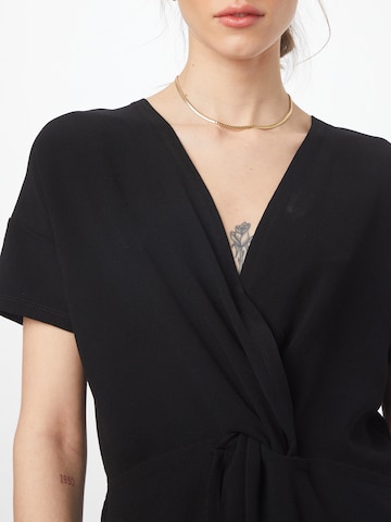 Robe 'Loriso' LTB en noir