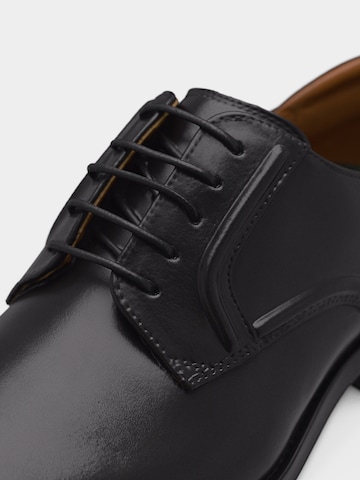 Scarpa stringata 'Craft Remi Lace' di CLARKS in nero