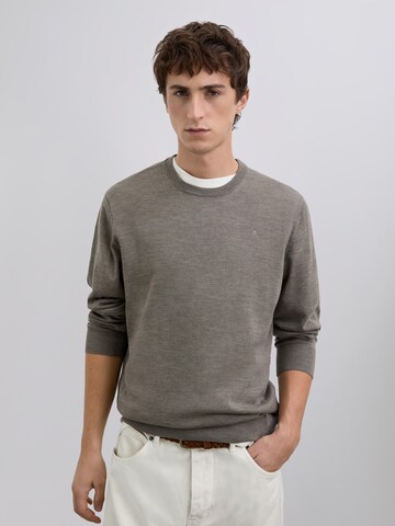 Scalpers Pulóver 'Classic' - szürke