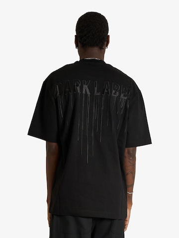 Maglietta di DARK LABEL in nero