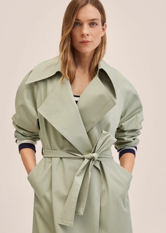 Cappotto di mezza stagione di MANGO in verde