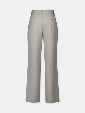 Pull&Bear Loose fit Pleat-front trousers in Grey