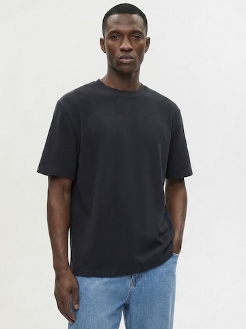 Everly Тениска в черно: отпред