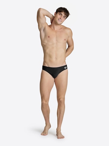 ARENA - Bañador deportivo 'DYNAMO BRIEF' en negro