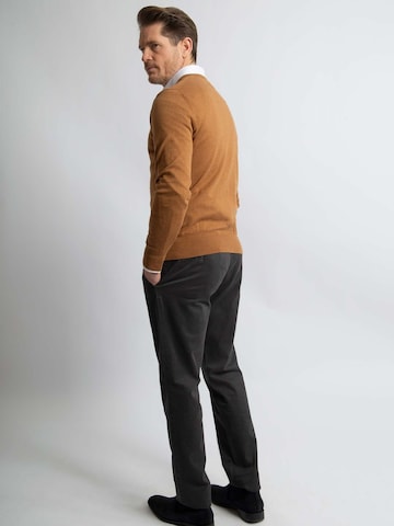 Steppin' out Sweater in Brown