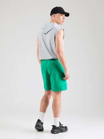 regular Pantaloni di Champion Authentic Athletic Apparel in verde