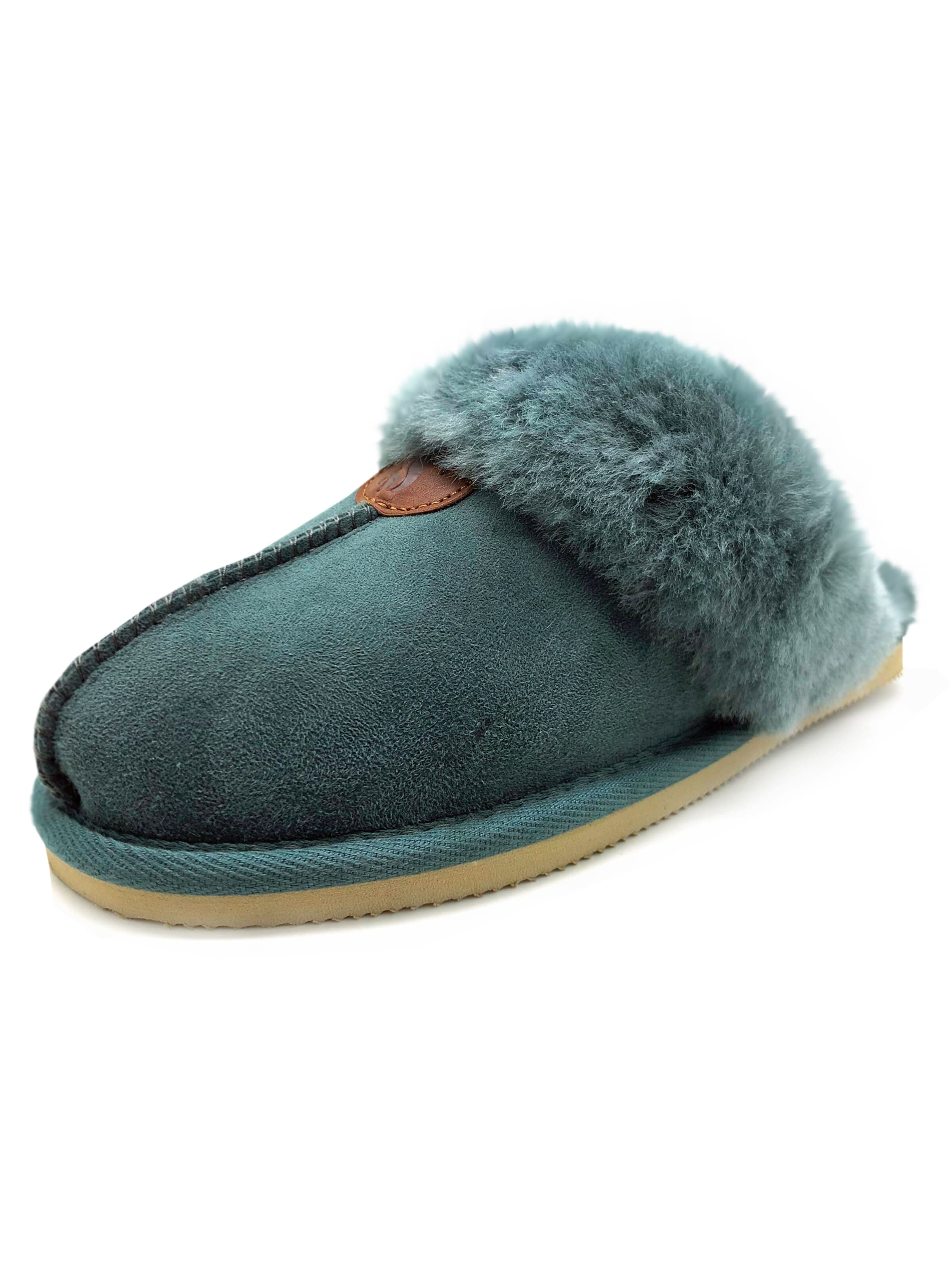 thies Slippers in Green: front