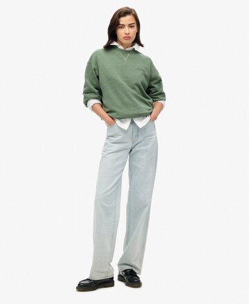 Superdry Sweatshirt 'Essential' in Grün: Vorderseite