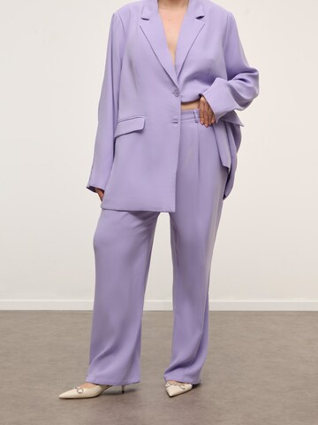 Wide leg Pantaloni con piega frontale 'Francesca' di CITA MAASS in lilla: frontale
