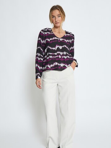 Peppercorn Blouse 'Parisa' in Zwart