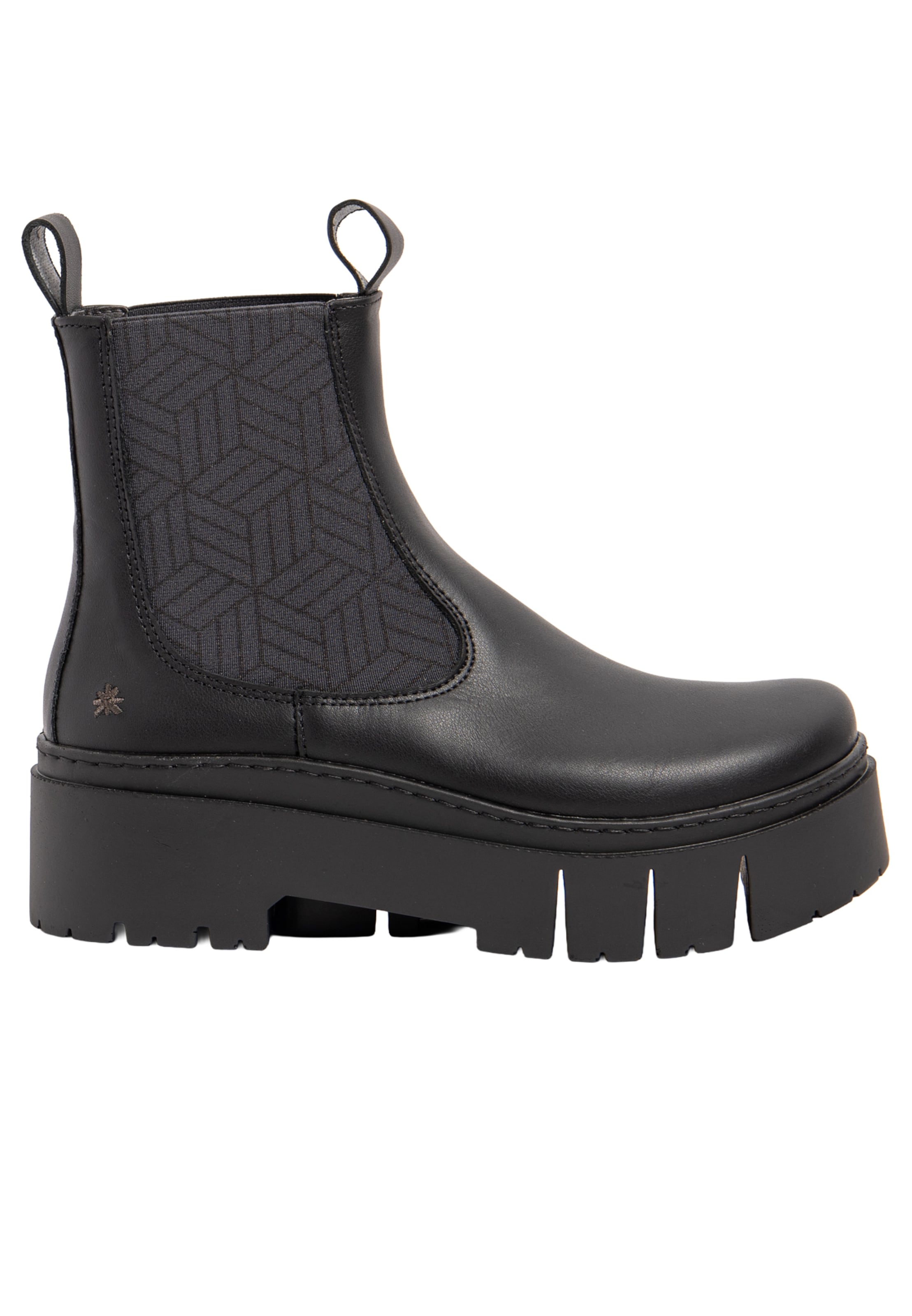 ART Chelsea boots in Black: front