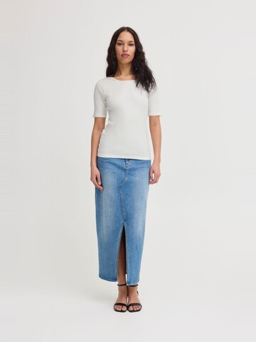 ICHI - Camiseta ' IHPALMER RIB SS ' en blanco