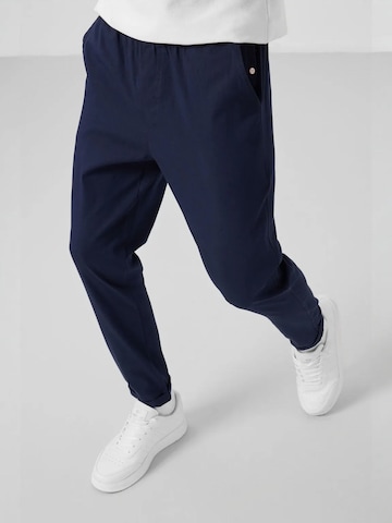 Tommy Life - Regular Calças chino em azul: frente