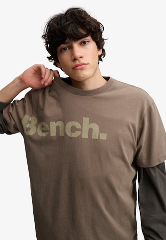 T-Shirt 'Bench x Superdry' BENCH en marron