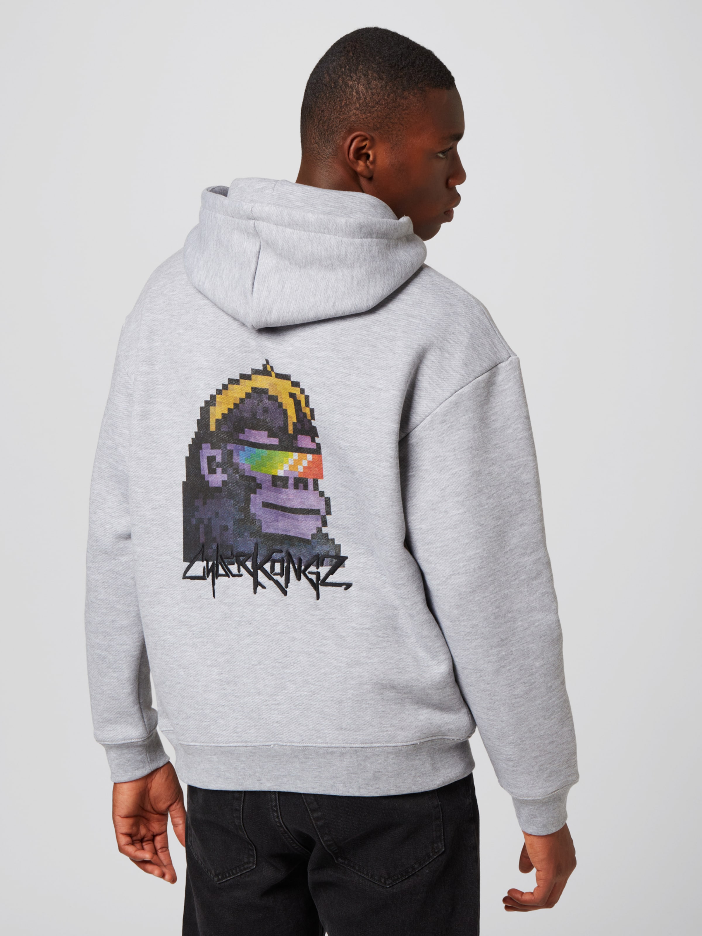 About You x Cyberkongz Sweatshirt 'Ali' in Grey | ABOUT YOU