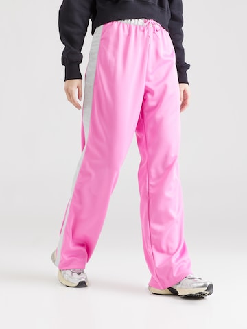 Loosefit Pantalon 'Air Breakaway' Nike Sportswear en rose : devant