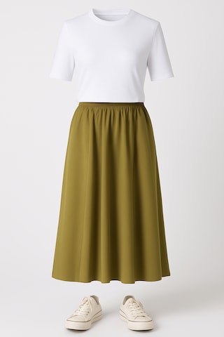 Touche Prive Skirt in Green: front