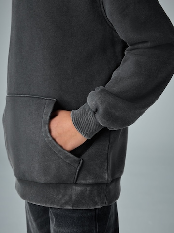 smALLSAINTS Majica | črna barva