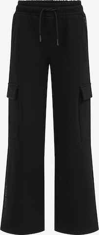 WE Fashion Regular Trousers in Black: front