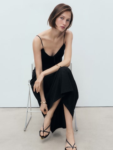 Robe 'MARIO' MANGO en noir