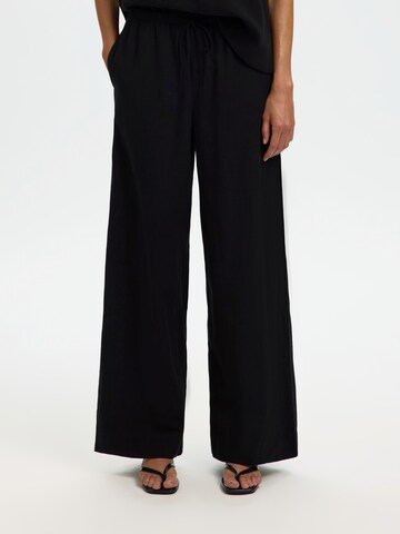 SELECTED Wide leg Pants 'SLFLUISA' in Black: front