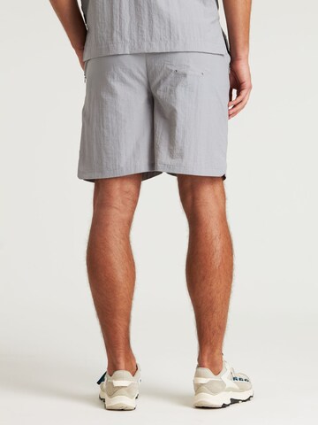 CHASIN' Regular Broek 'Omar.S Hybrid' in Grijs
