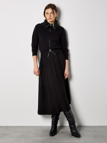 Cardigan bavarois ' ' Apricot en noir