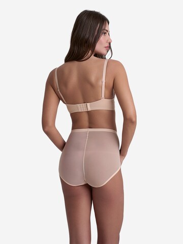 Slip scultant Bye Bra en beige