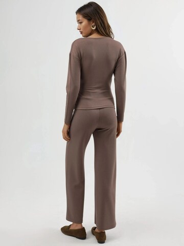 Pantalons de tailleur Hiccup en marron