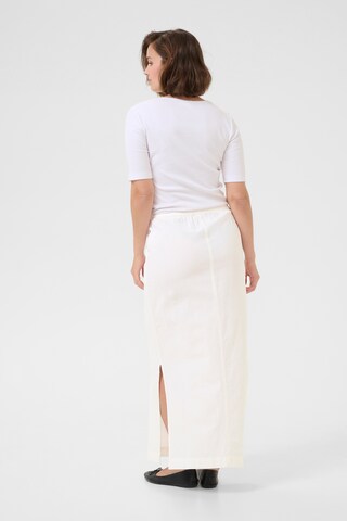 Gonna 'KANaya' di Kaffe in bianco