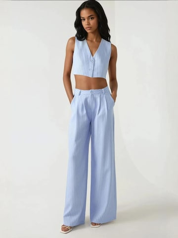 Wide leg Pantaloni con pieghe di Hiccup in blu