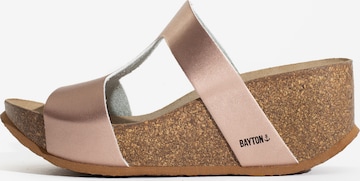 Bayton Mules 'Hecate' in Gold: front