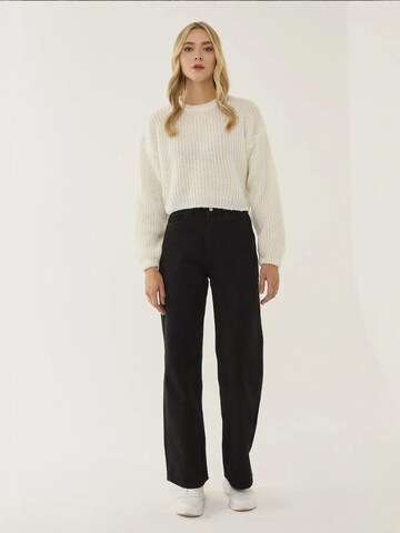 Hiccup Pullover in Weiß