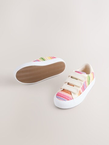 Next Sneaker in Mischfarben