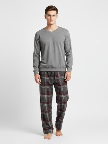 La V Pajamas long in Grey