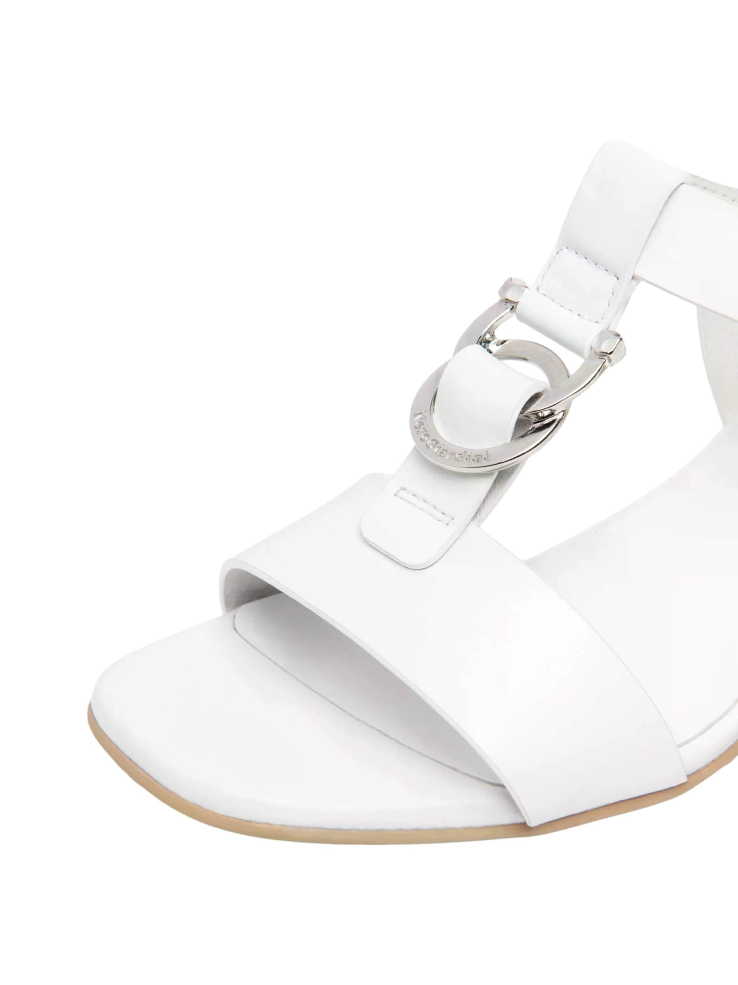 Nero Giardini Strap sandal in White