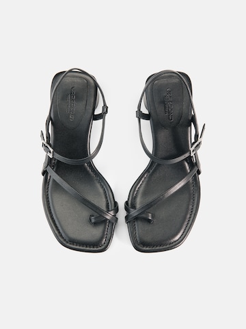 VAGABOND SHOEMAKERS Σανδάλι 'EVIE' σε μαύρο
