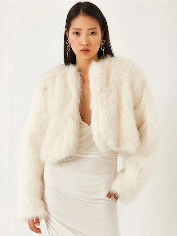 Giacca invernale di Bianco Lucci in beige: frontale