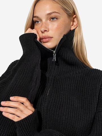 Viorna Knit cardigan 'Strickjacken' in Black