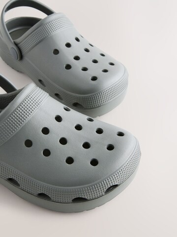 Sandale de la Next pe gri