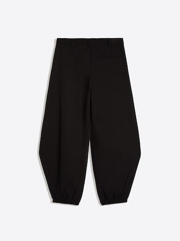 Bershka Barrel Hose in Schwarz