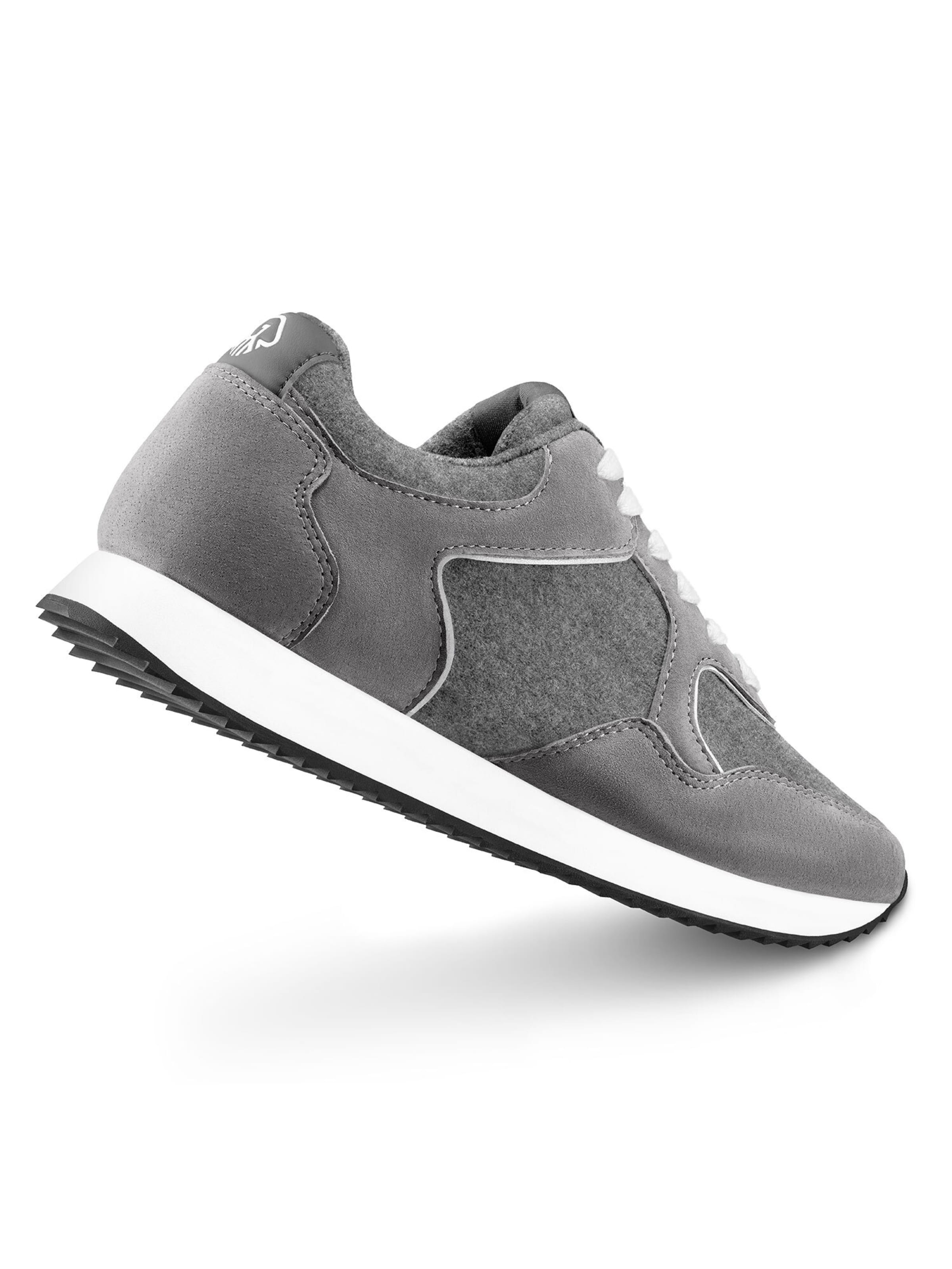 GIESSWEIN Platform trainers 'Retro Runner' in Grey
