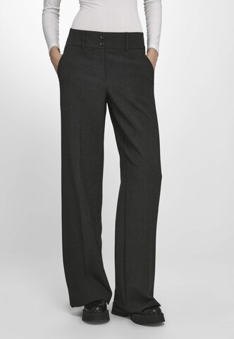 Fadenmeister Berlin Wide leg Pantalon in Grijs: voorkant