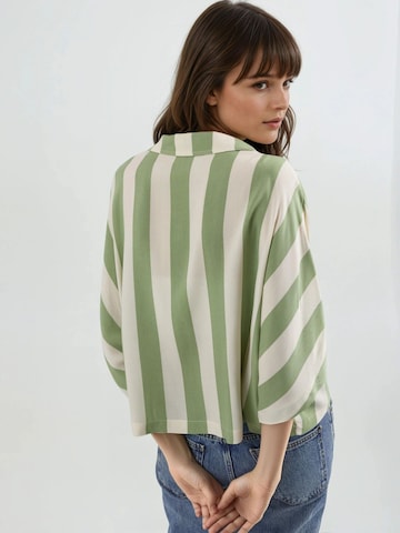 Busem Bluse in Grün