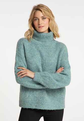 Usha Sweater in Green: front