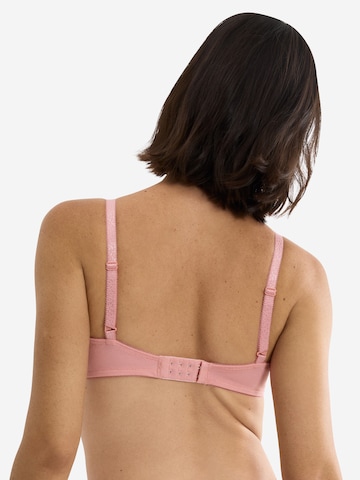 TRIUMPH T-shirt Bra 'Amourette' in Pink
